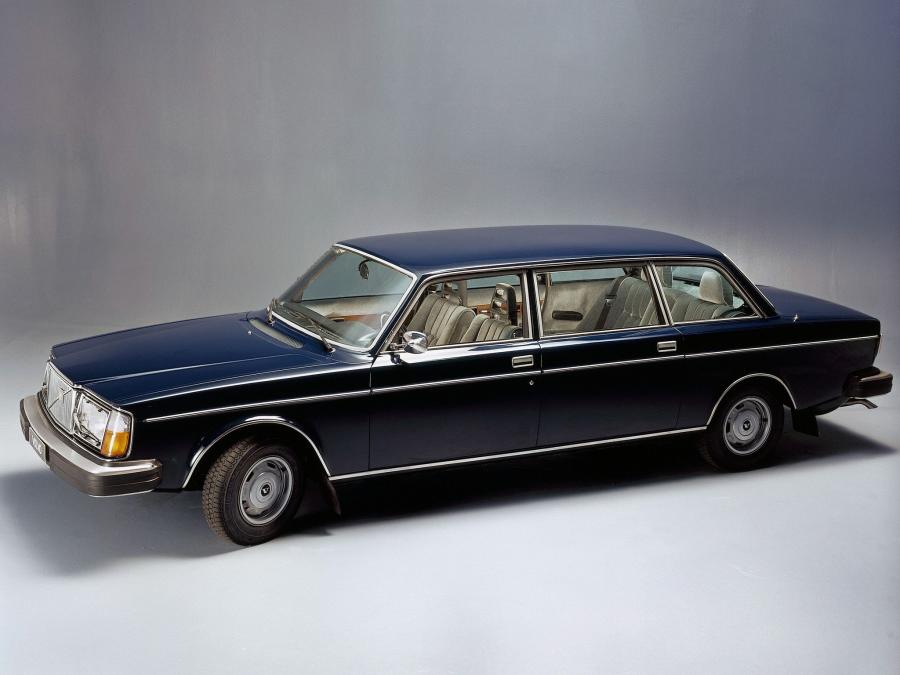  Volvo 264 TE 1977 года  (фото 1 из 6)